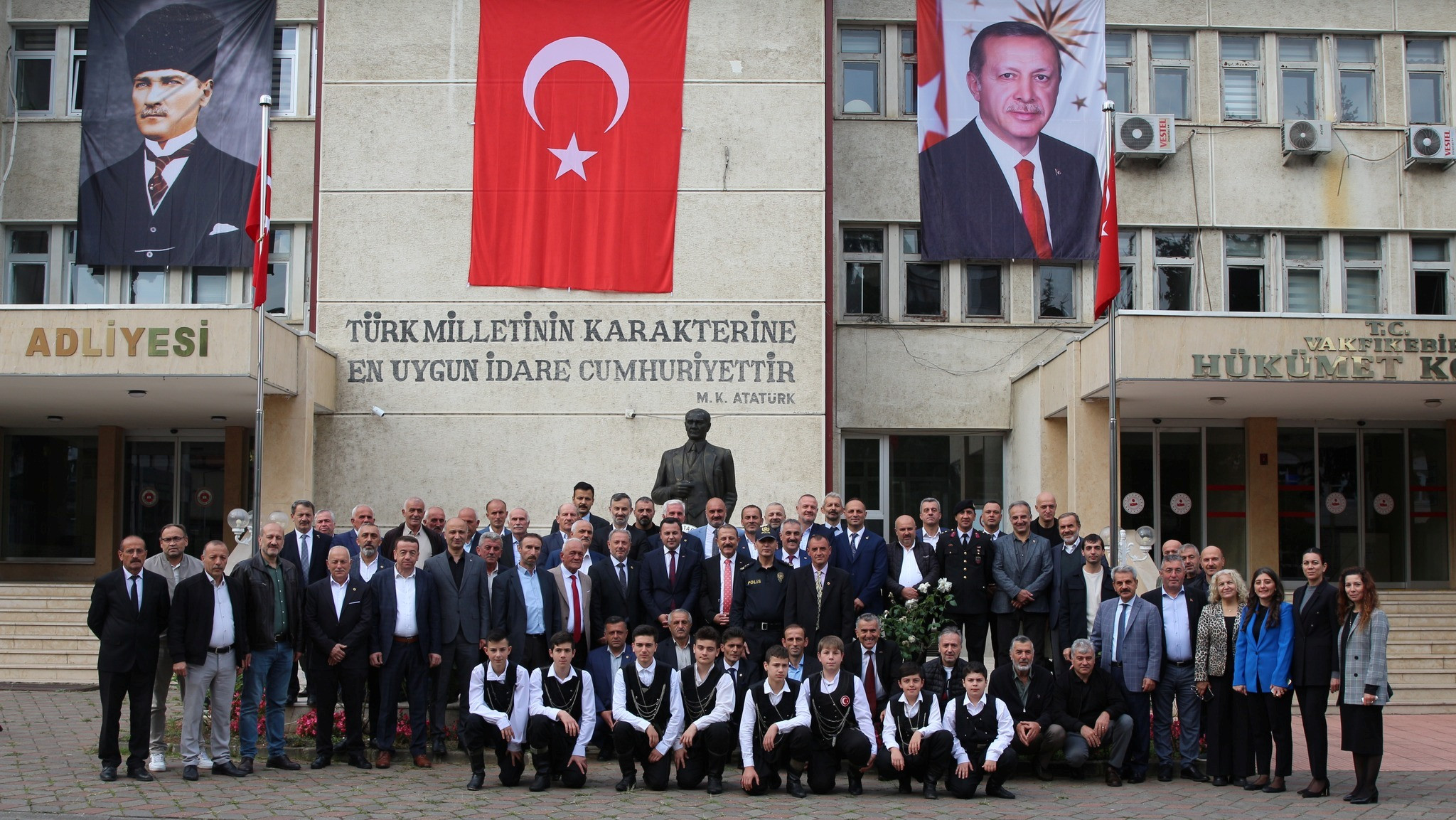 Muhtarlık; Kâğıt Üzerinde Yazan Görevden Çok Daha Fazlasıdır