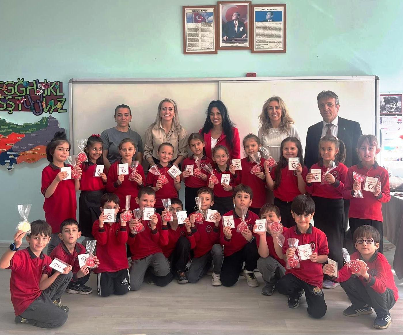 Kurabiye Canavarlarından “Cumhuriyet Kurabiyesi”