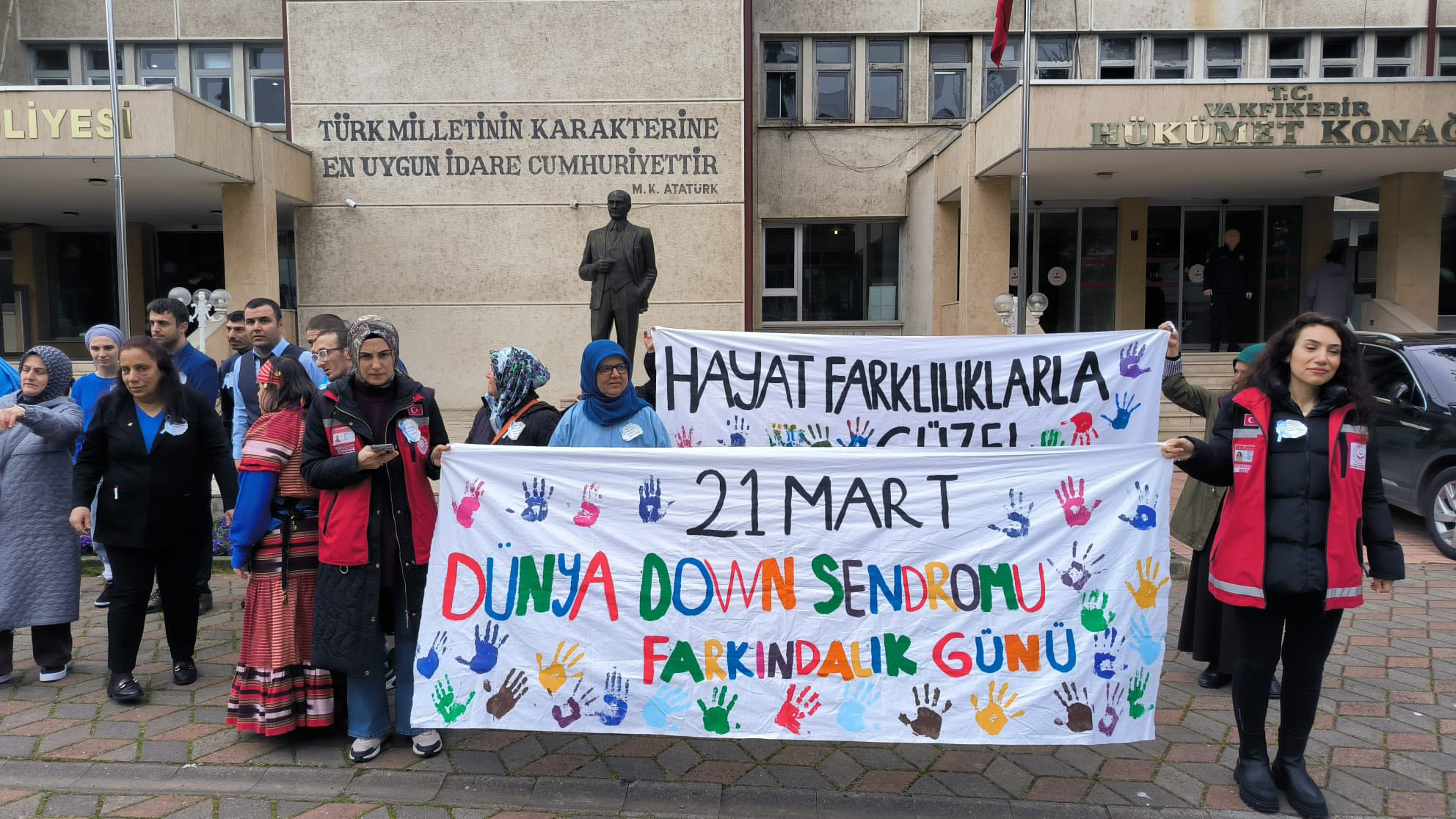 Sevgi Engel Tanımaz!