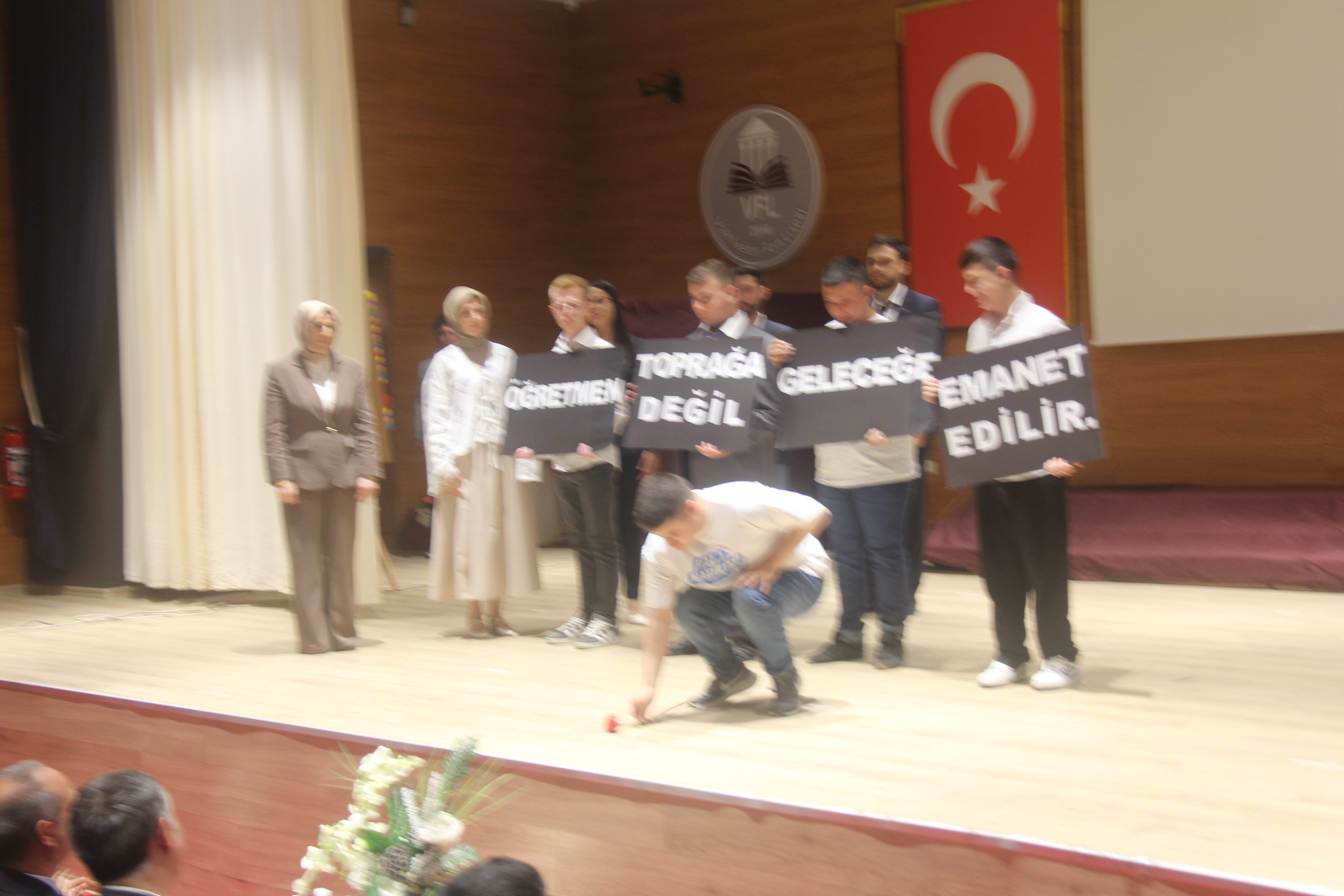 Engeller Bedenlerde Değil Bakış Açılarındadır