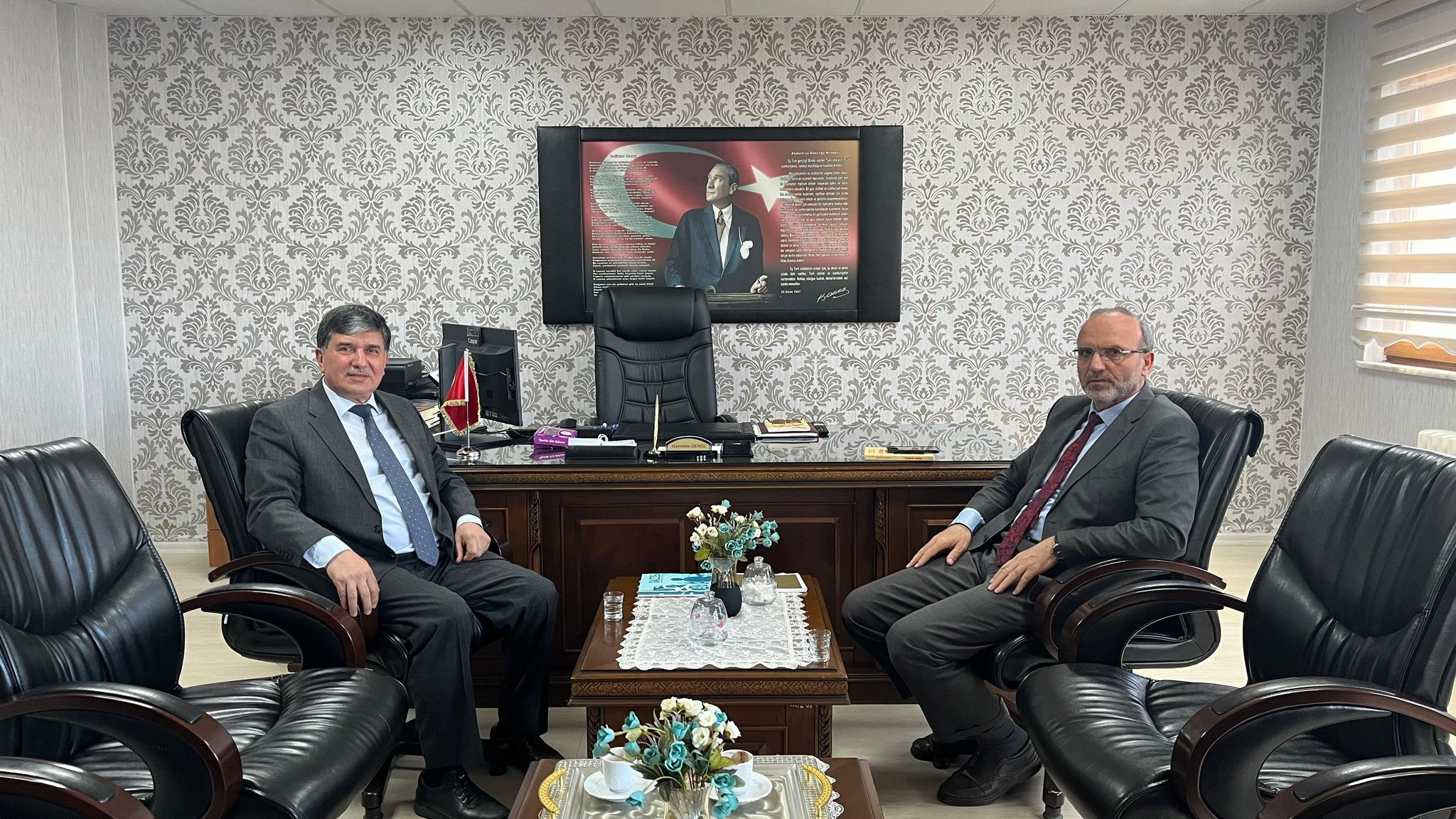 İsraf Değil, Tasarruf: Gençlere Konferans