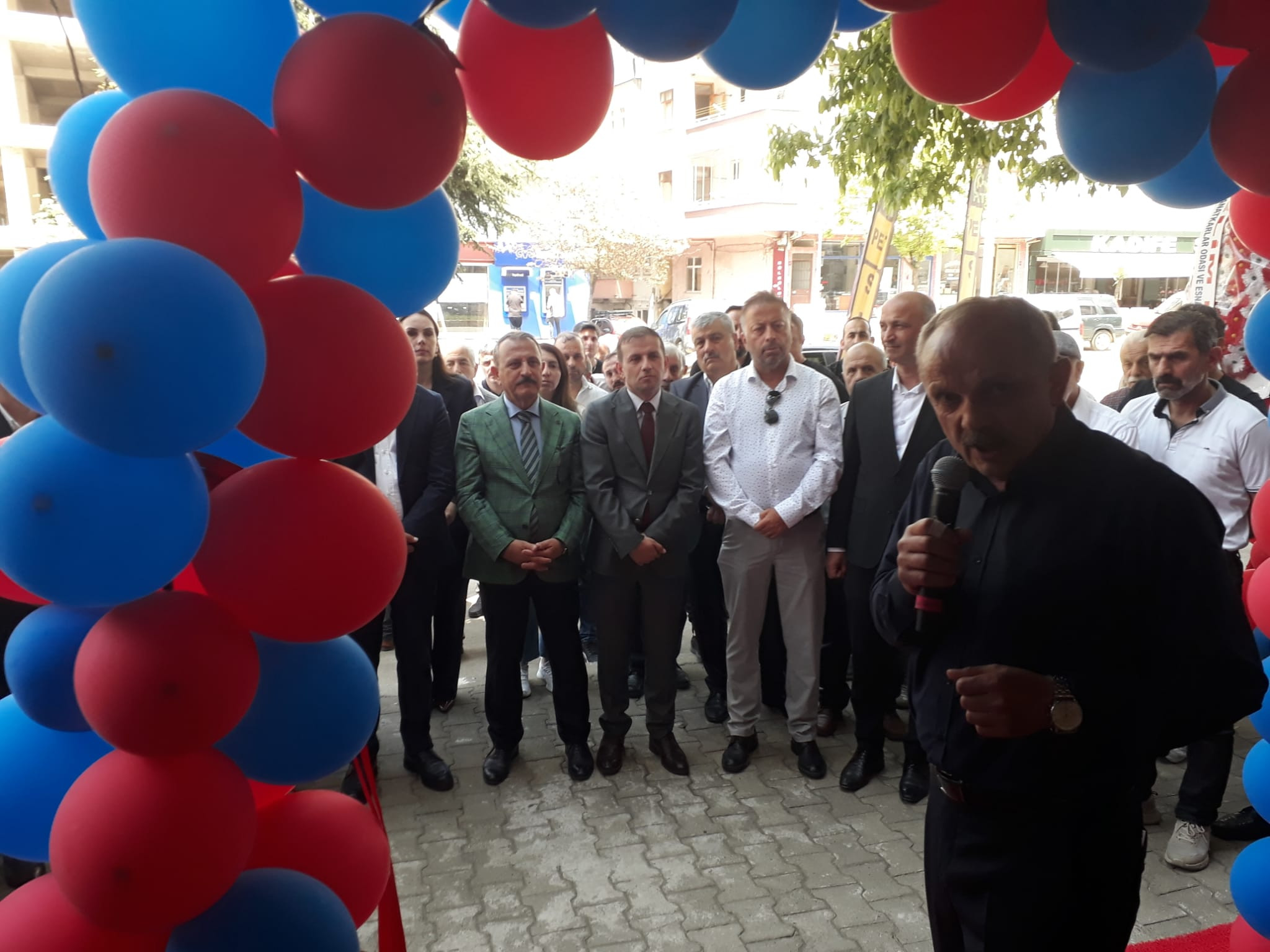 Birtat Pide Salonu, Yeni Yüzüyle Açıldı