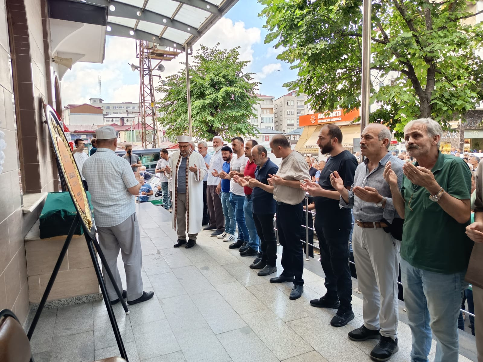 Denizde Boğulan Kemal Günaydın Son Yolculuğuna Uğurlandı