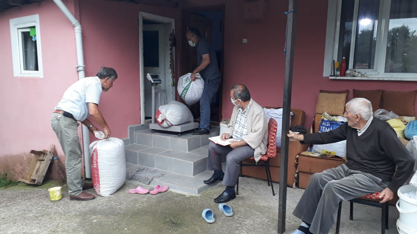 FİSKOBİRLİK piyasanın üzerinde alımlara devam ediyor