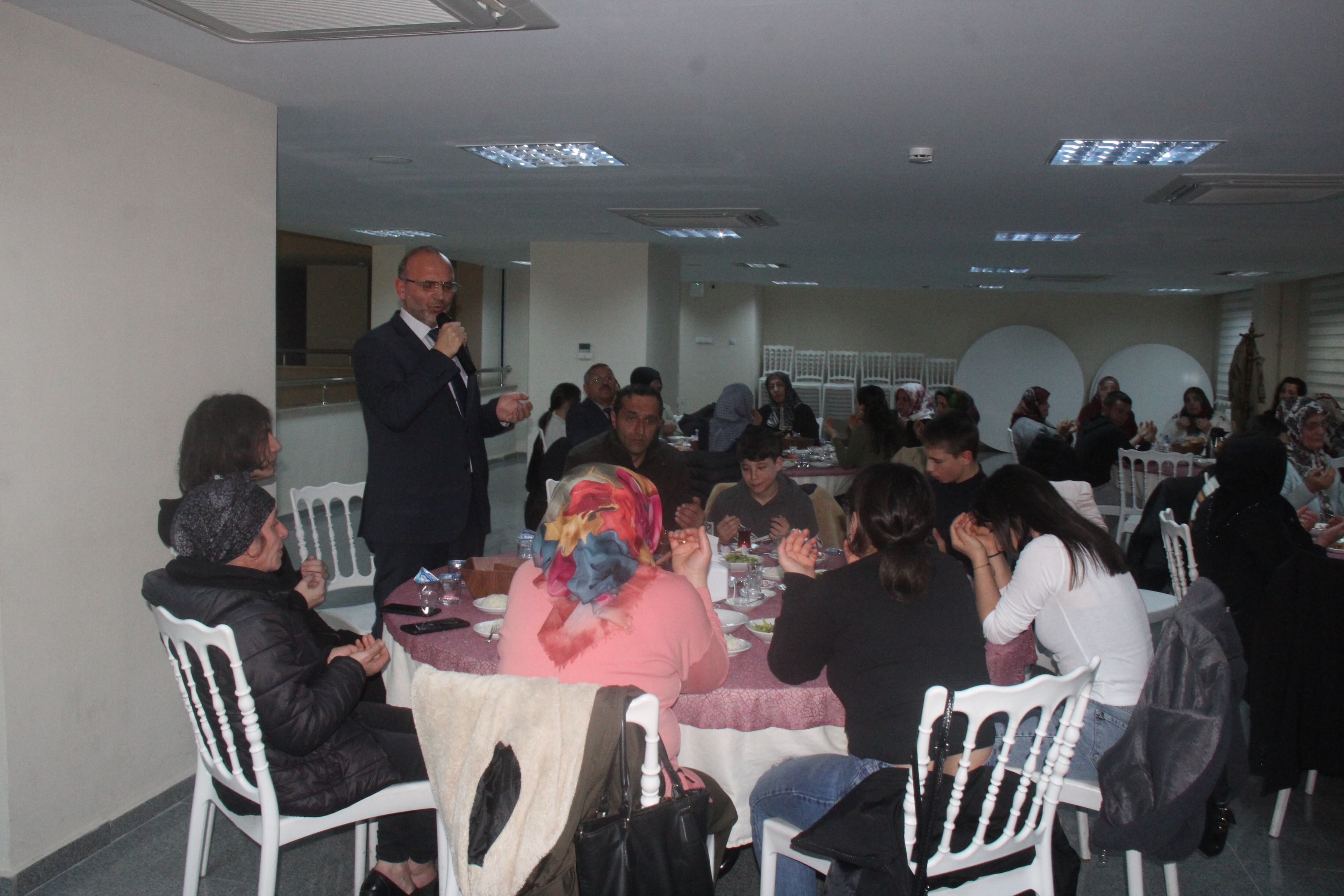 “Yetimlik Bir eksiklik Değil Bir hasrettir, bir Özlemdir”