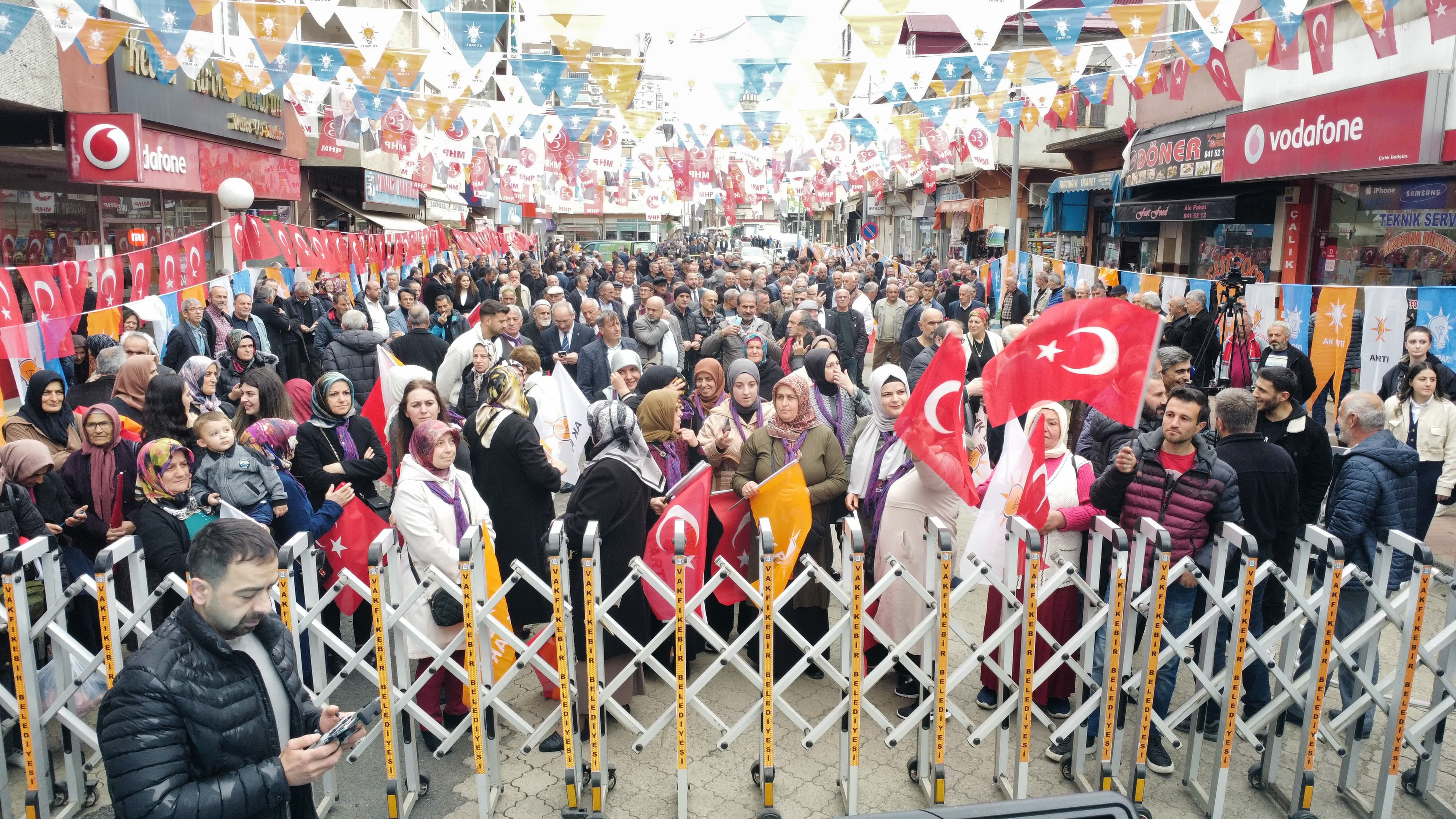 Eleştirileriniz, oluşturacağımız yeni planlama döneminde bize yol gösterici olacaktır.