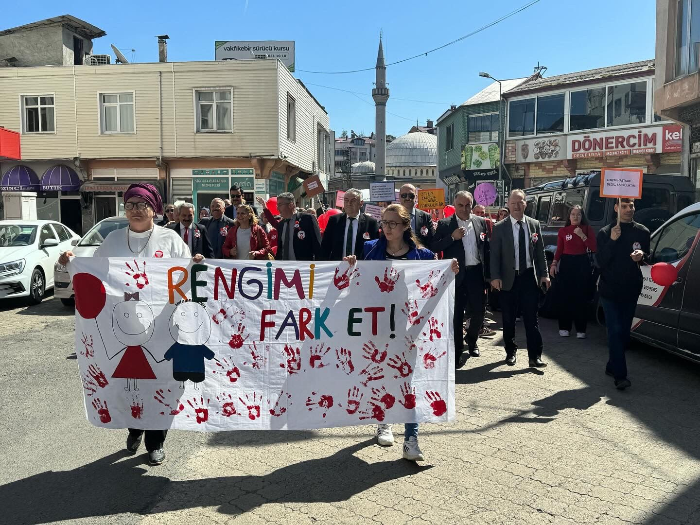 “Otizme Kırmızı Işık Yak “ 