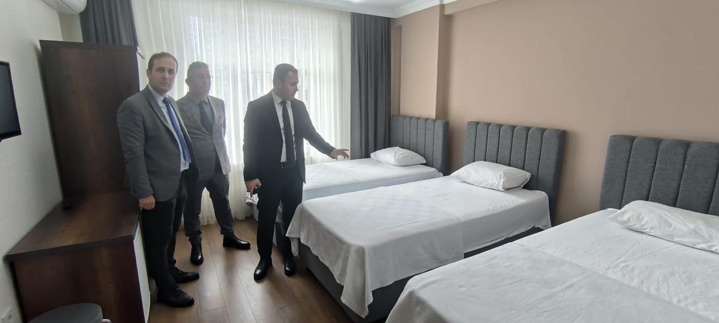 Kaymakam Dr. Uzan, Öğretmen Evini Ziyaret Etti