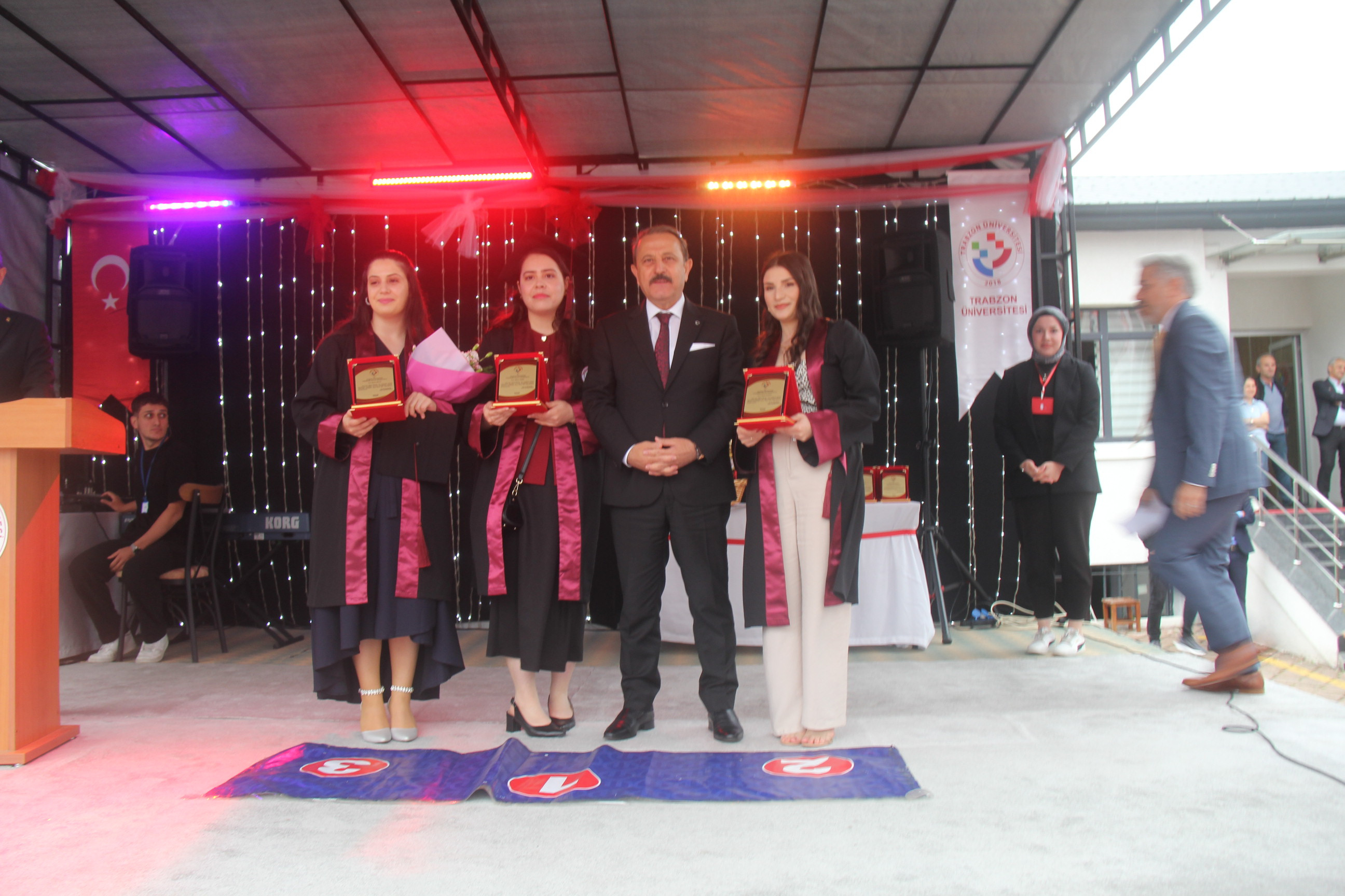 Vakfıkebir MYO’da, 19 Dönem Mezunlar İçin Tören Düzenlendi