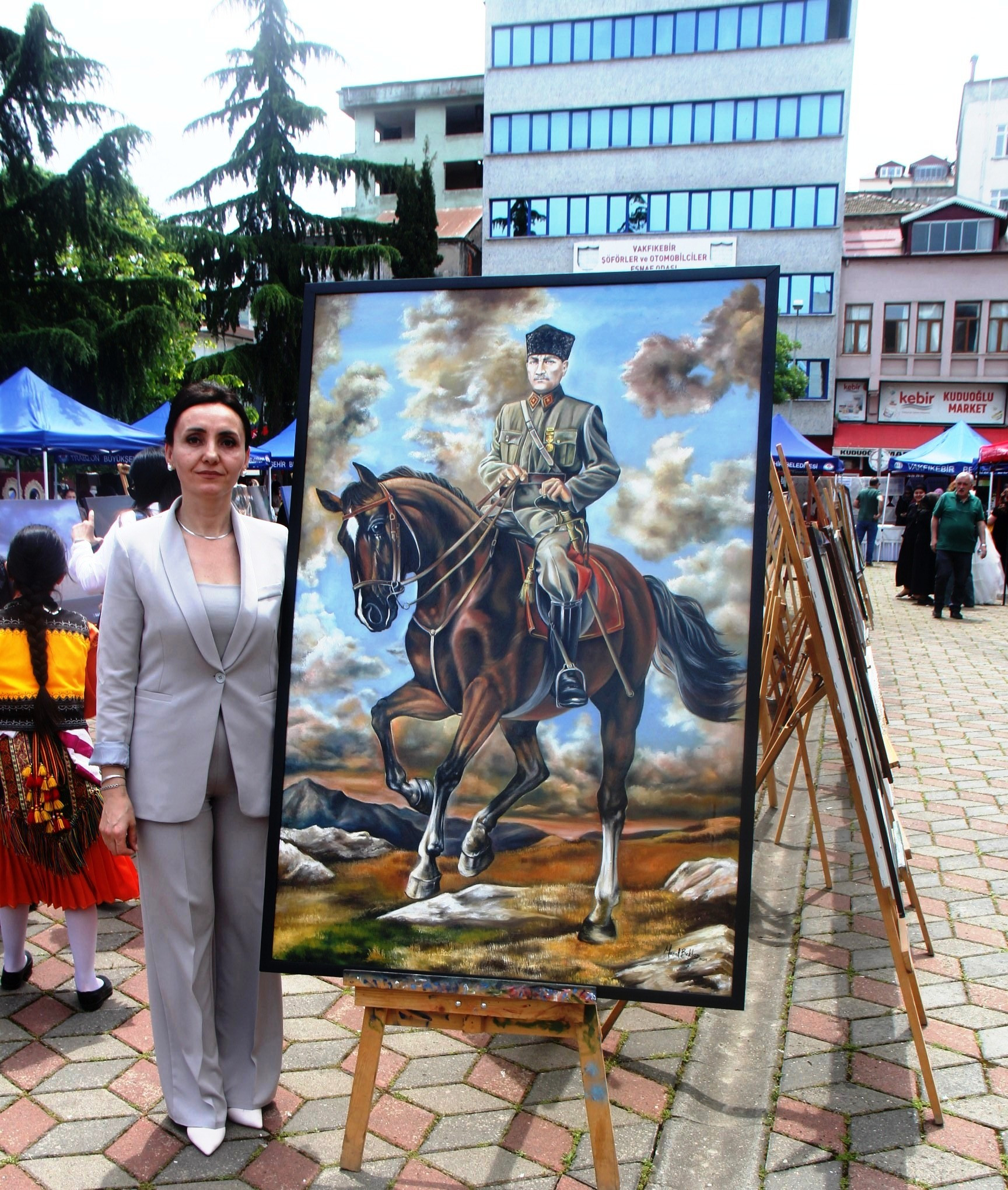 “Atatürk” Görseline Yoğun İlgi