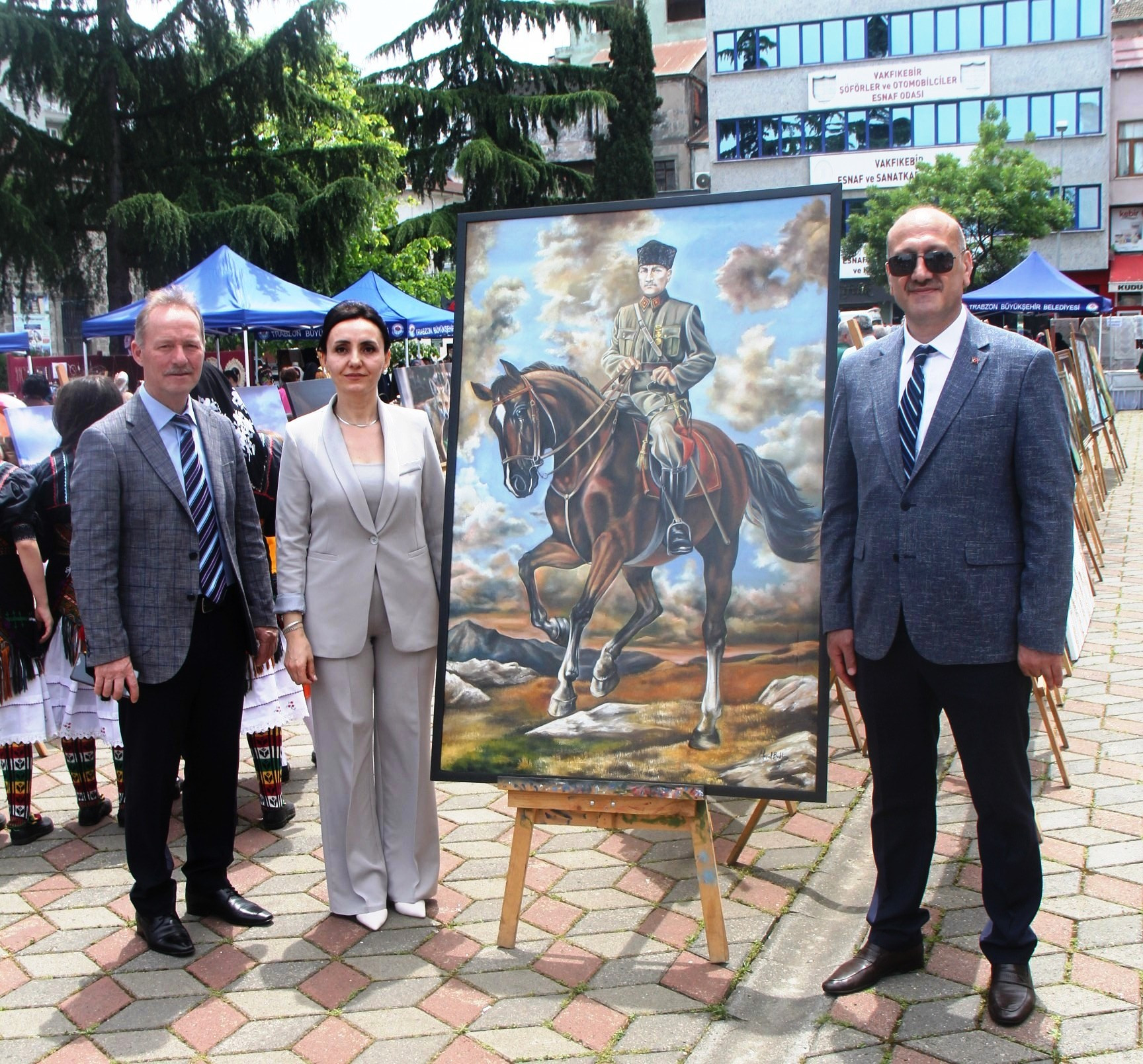 “Atatürk” Görseline Yoğun İlgi