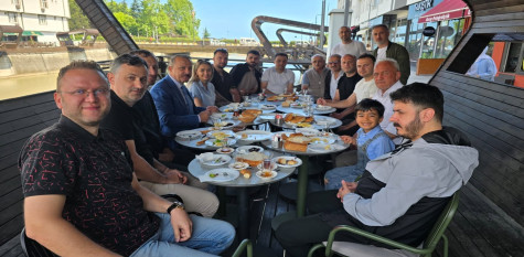 Esnaflarla Kahvaltı Keyfi 