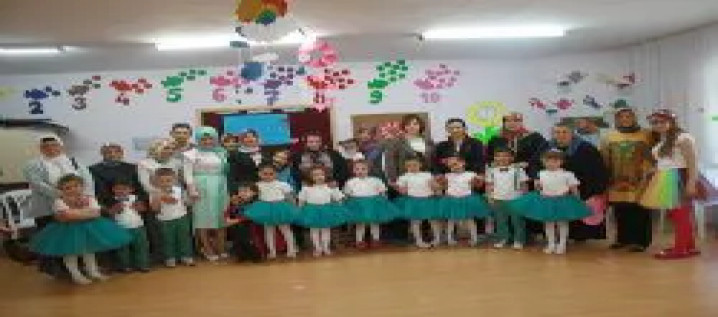 CAMİLER, ÇOCUKLARLA ŞENLENDİ