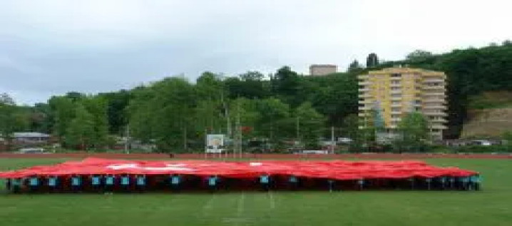 ÇOŞKUYLA KUTLADIK