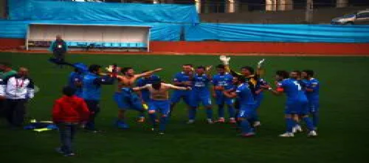 BEŞİKDÜZÜSPOR TEKİROVA BELEDİYESPORU ZORDA OLSA YENDİ 2-1