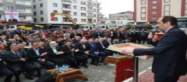 Biz Siyaseti İnsanlık İçin Yapıyoruz