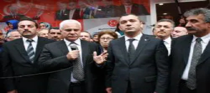 Beşikdüzünde MHP izdihamı yaşandı