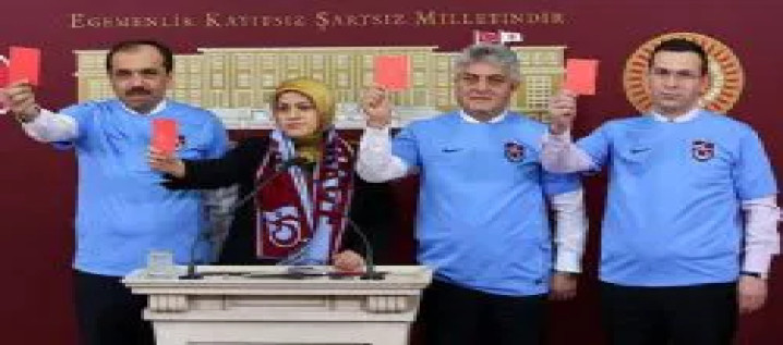 Vekillerden Kırmızı kart!