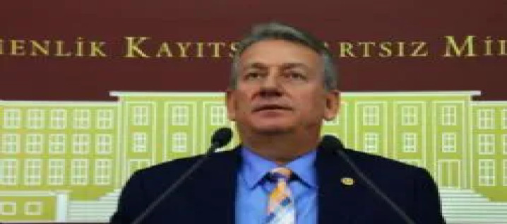 Pekşen; Haydi Uşaklar..!