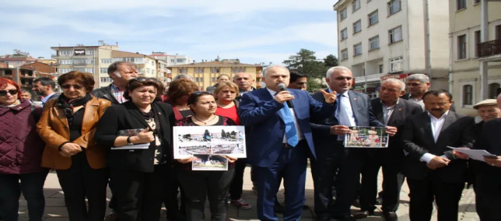 Belediye Başkanı Ayağını Denk Al ! 