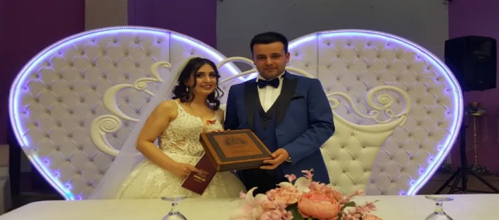 Yasemin'den Ömür'lük imza