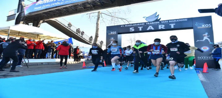 41. ULUSLARARASI TRABZON YARI MARATONU KOŞULDU