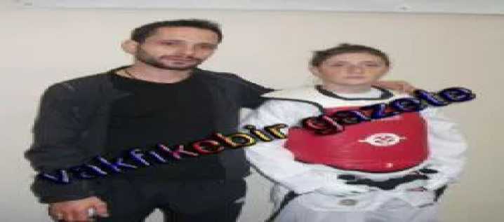 Kübra Aydın, Ölen Arkadaşları için Yumruk Salladı