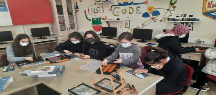 Türkiye çapında düzenlenen Bilim Yarışmasına katılacaklar!