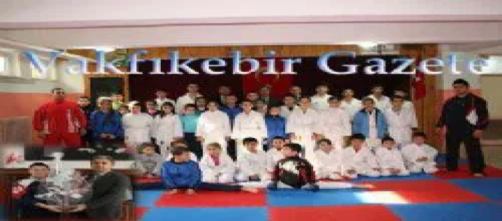 CUMHURİYET ARTVİN'Lİ KONUKLARINI AĞIRLADI