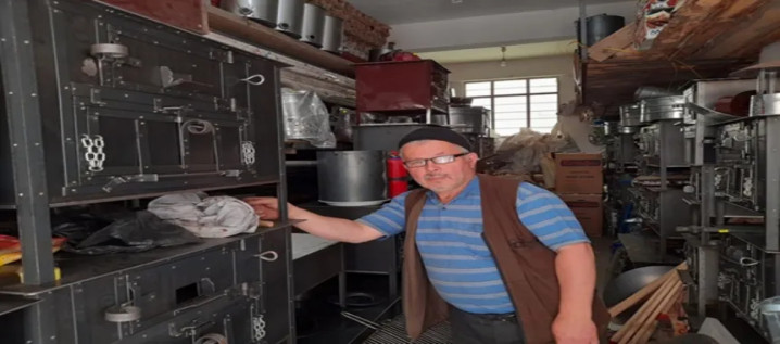 50 Yıllık Kuzineci Teknoloji Tamircisi Oldu