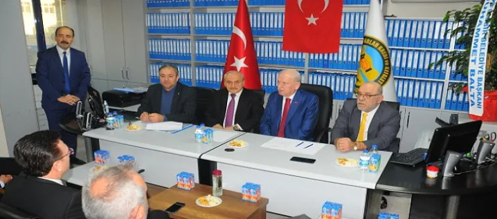 Başkan Topaloğlu G&uuml;ven Tazeledi