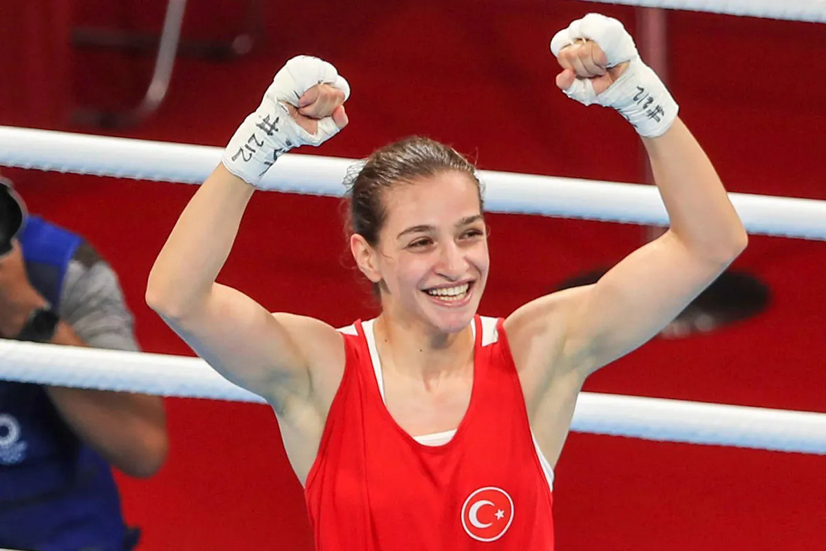 Buse Naz Çakıroğlu Avrupa Oyunları'nda, altın madalya Kazandı
