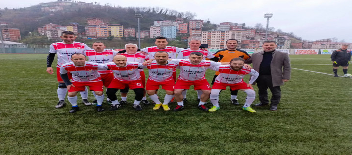 Veteranlar Galibiyetle Başladı