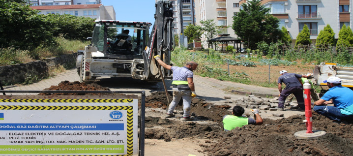 Doğal Gaz Ana Boru Hatları Döşeniyor